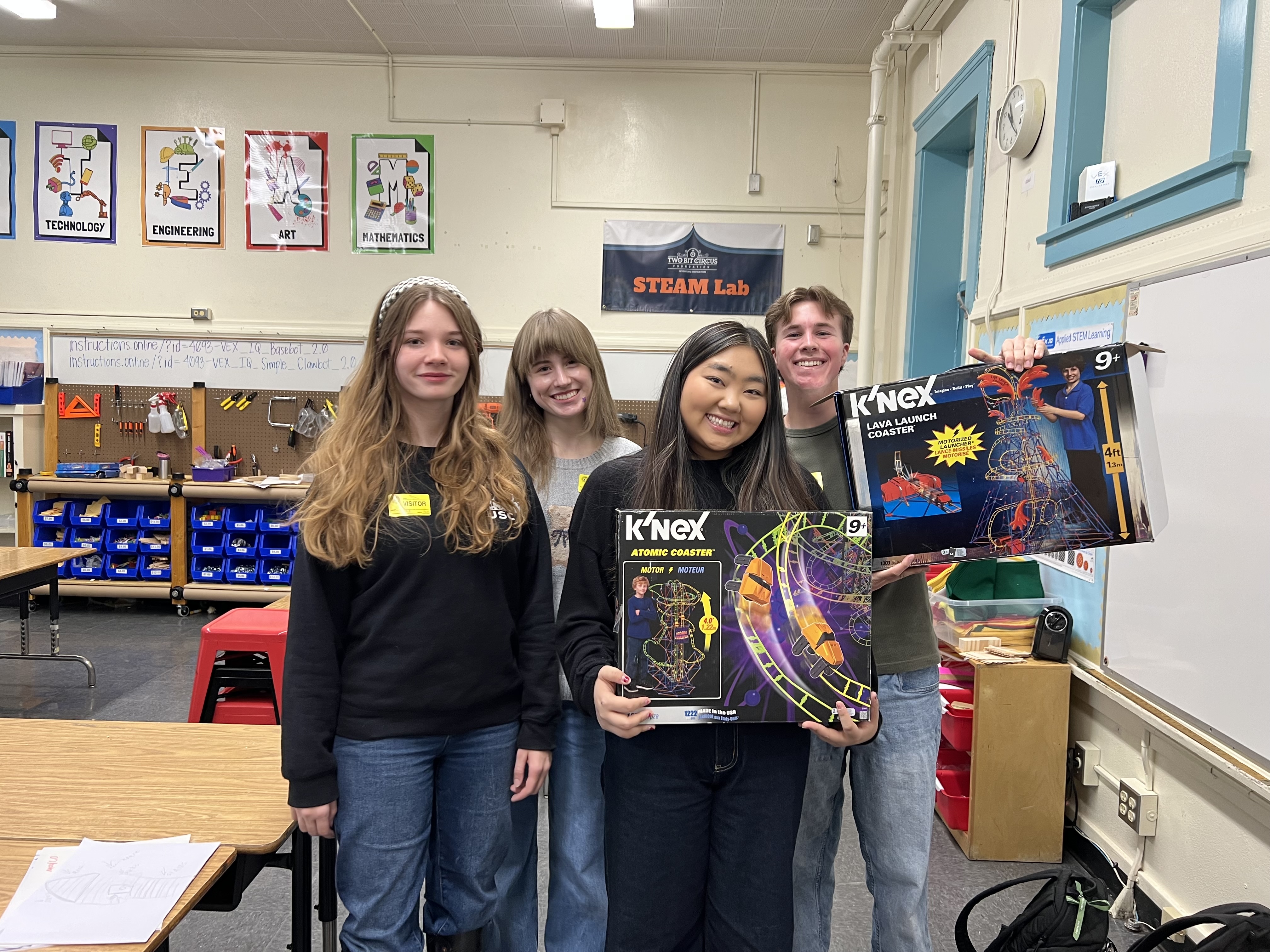 Scream USC members facilitating a STEM workshop for a local Los Angeles elementary school